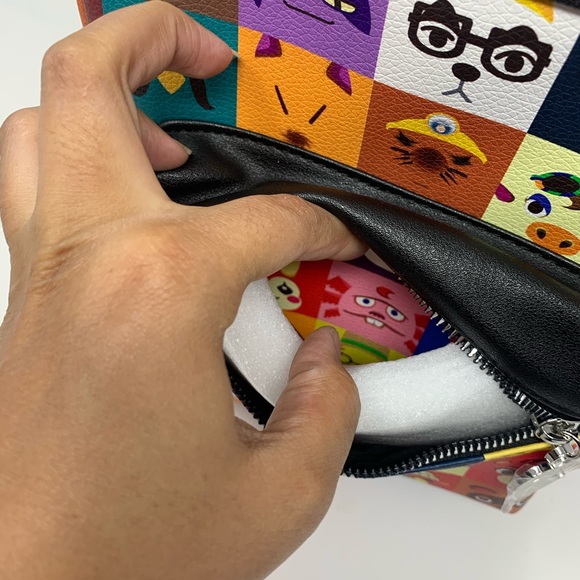 Nintendo x bioworld animal crossing mini backpack - Picture 5 of 10